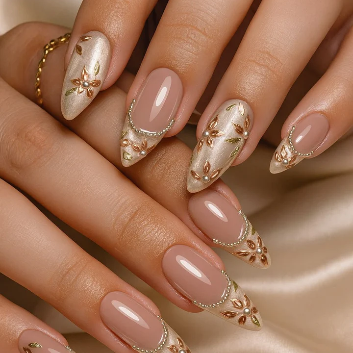 Champagne Blush Luxe Floral Press-On Nails